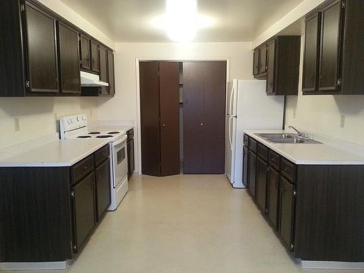 3rd image of 482 Walker Ave APT 3