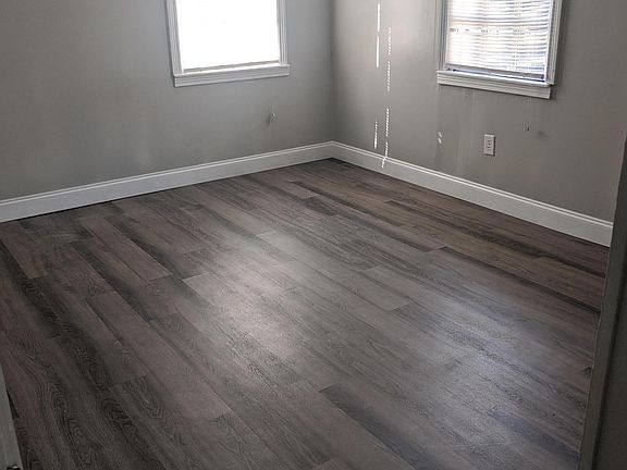 4th image of 429 Metz Dr