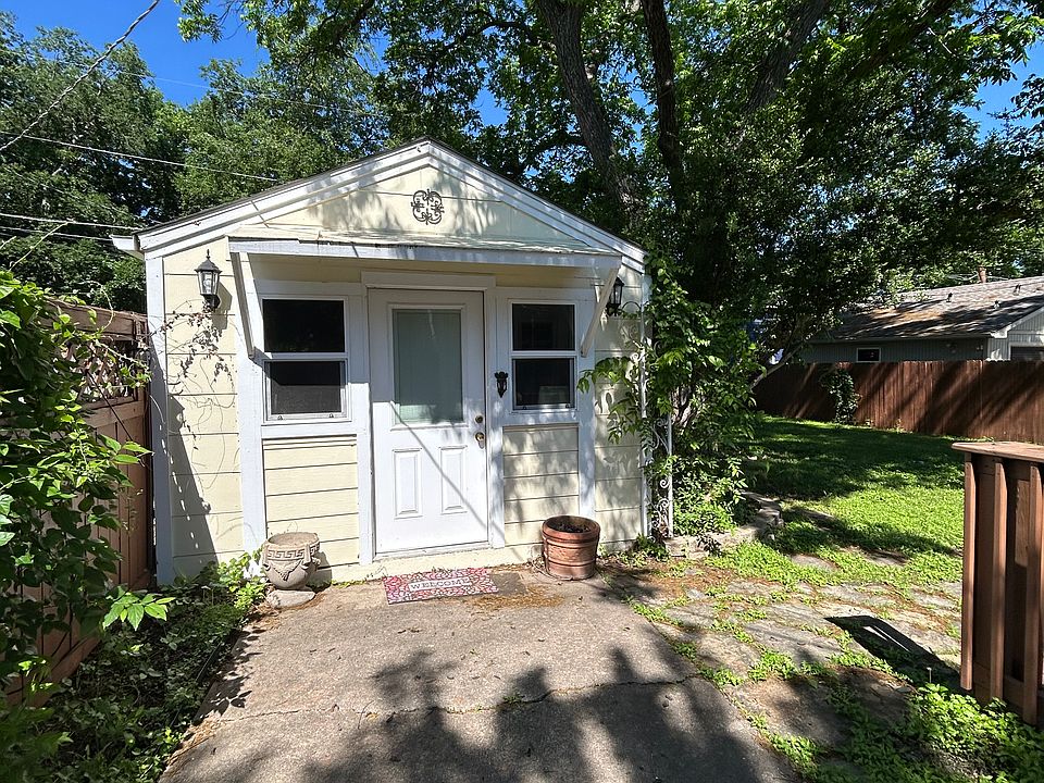 1st image of 2912 Willing Ave