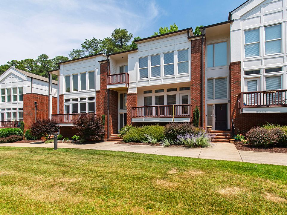 1st image of 803 The Village Cir
