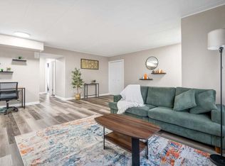 816 W Saint James St APT 1E, Arlington Heights, IL 60005