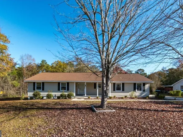 160 Country World Dr, Macon, GA 31211