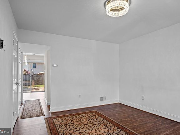 3rd image of 2114 Enright Pl