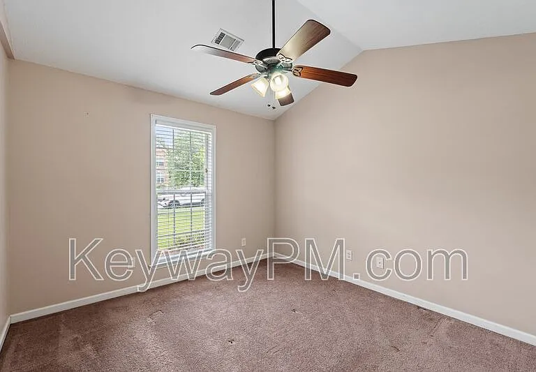 4858 High Meadows Dr — Photo 12