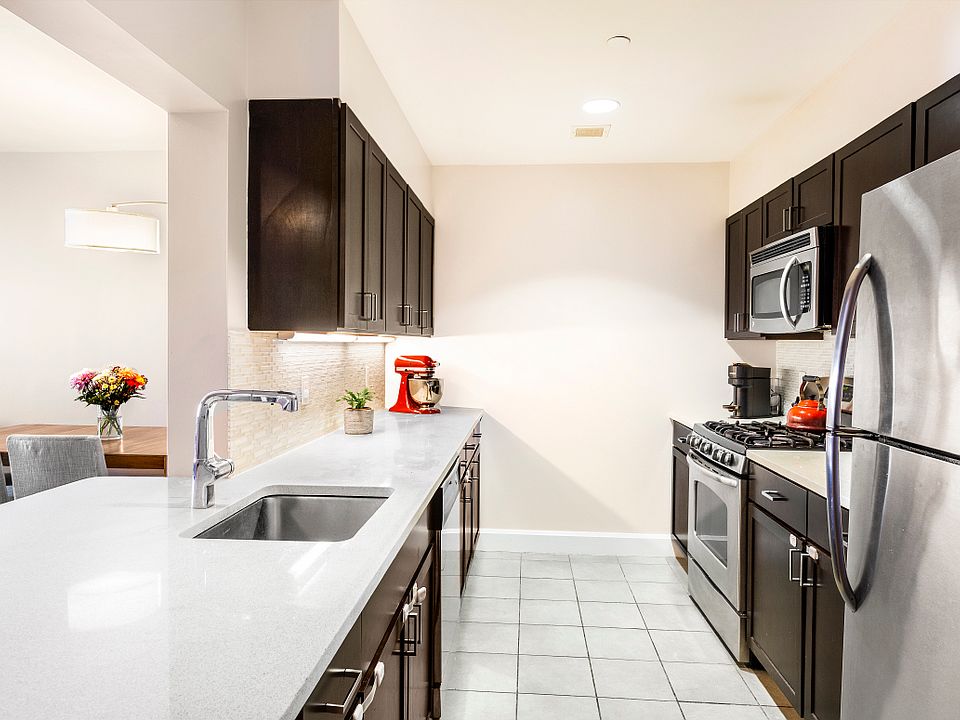 1st image of 1885 Lex Ave #6C