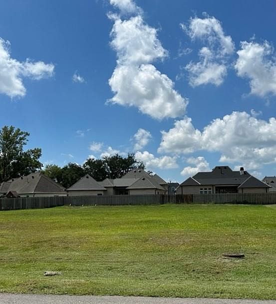 1st image of 328 Cypress Crossing Dr