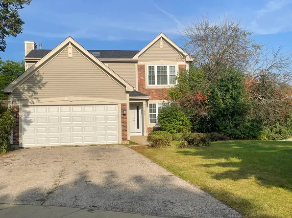 2375 Fox Chase Cir, Round Lake Beach, IL 60073