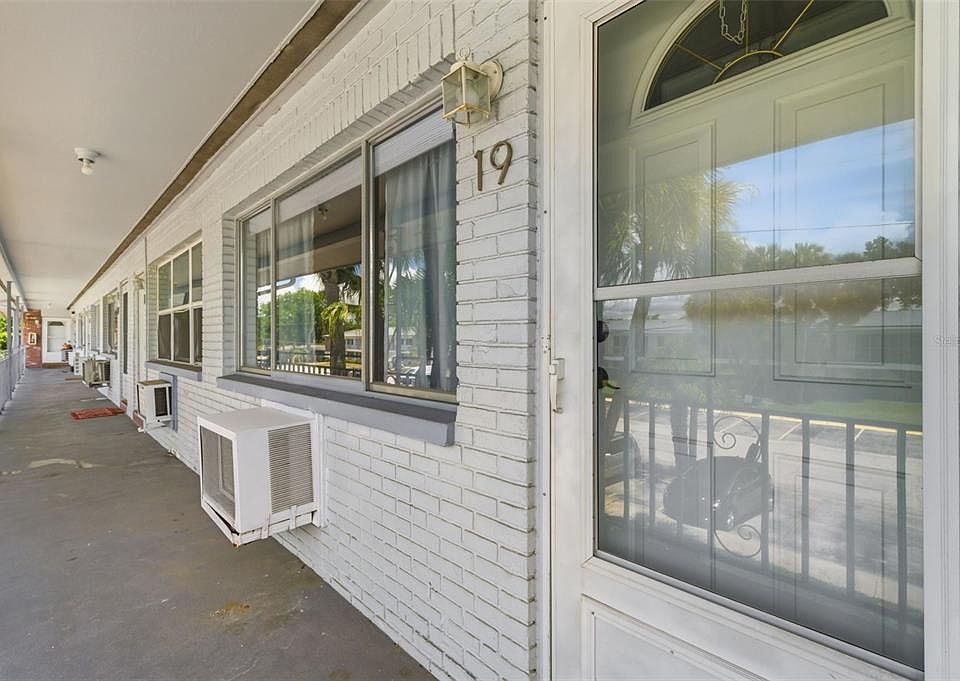 1st image of 2353 Shelley St APT 19