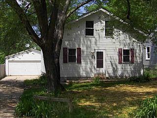 1st image of 1726 Lyran Ave