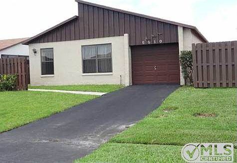 1st image of 5510 Mirror Lakes Blvd