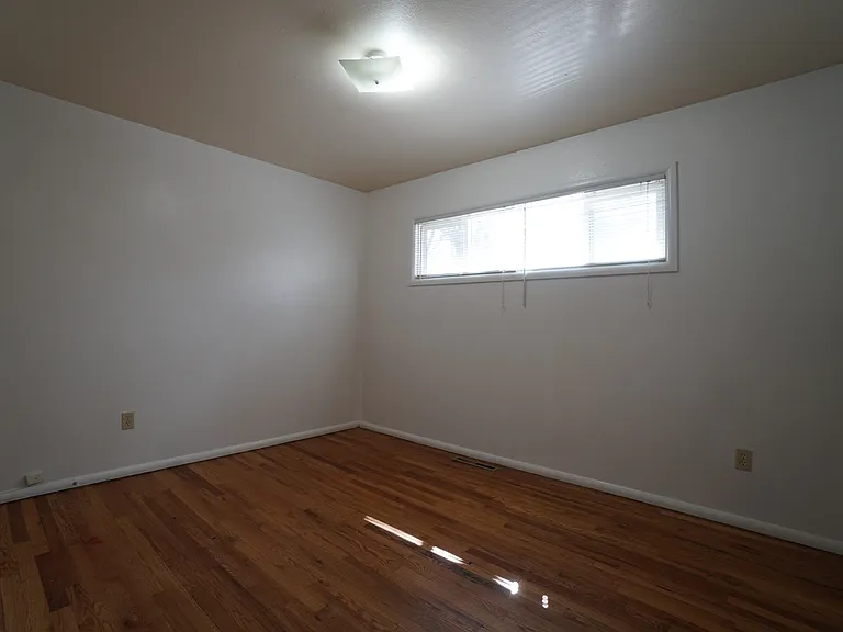 1912 Cascade Ln — Photo 8