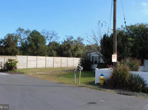 19711 Norwood St, Rehoboth Beach, DE 19971