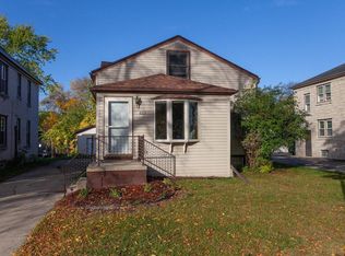 823 S 87th St, West Allis, WI 53214