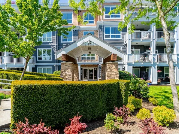 6470 194th St #416, Surrey, BC V4N 6J9