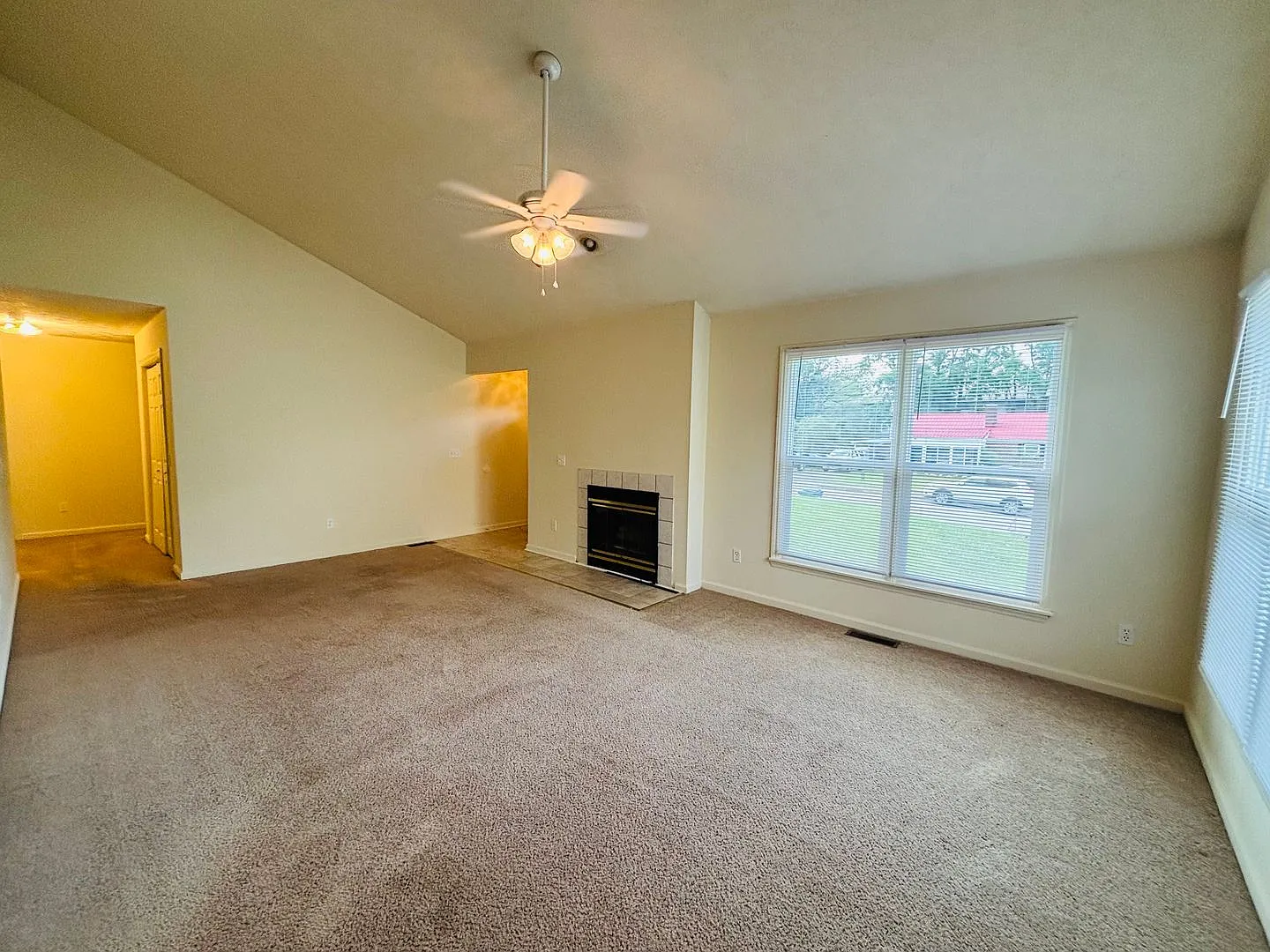 3 Bedroom, 2 Bath House — Photo 3