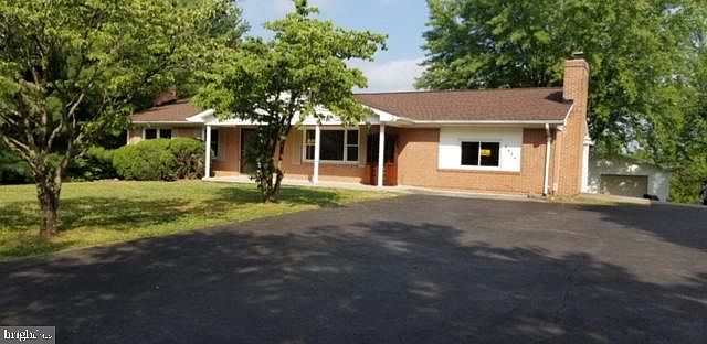 2nd image of 7000 Valley Pike