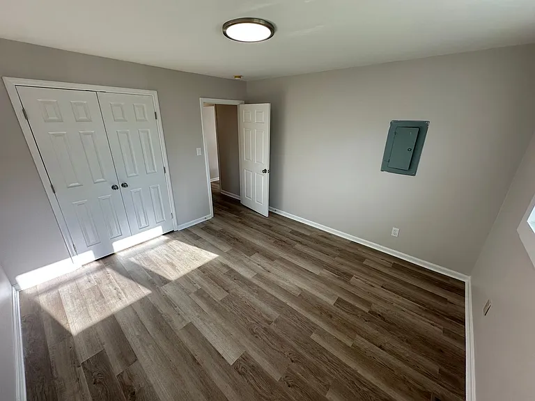 116 N Tarver Ave — Photo 5