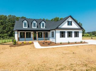 3256 Williston Ct, Walkertown, NC 27051