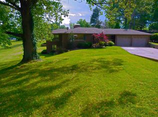 110 E Evergreen Rd, Evansville, IN 47710