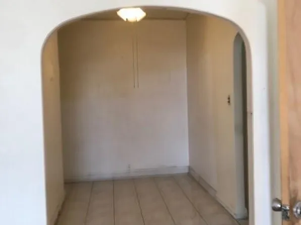 2922 Barnes Avenue #5L, Bronx, NY 10467