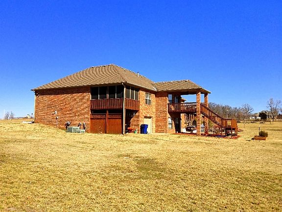 3rd image of 7415 Persimmon Ct