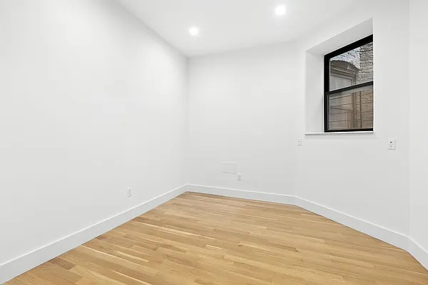 Rented by Maz Group NY | media 5