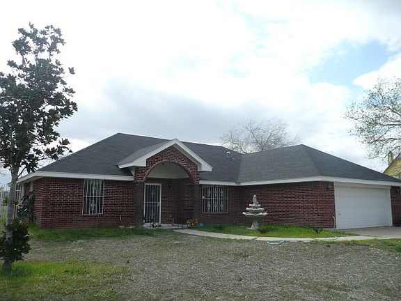 2nd image of 2406 Palmhurst Dr
