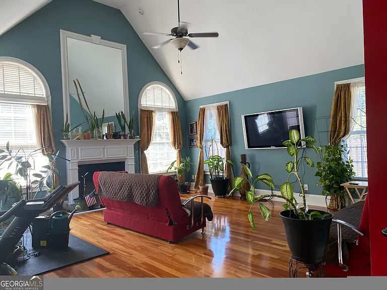 8067 Revere Dr — Photo 15