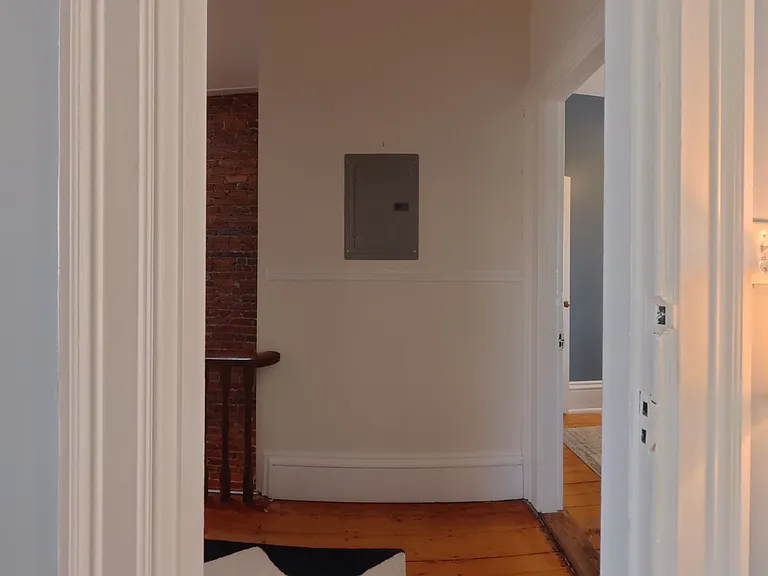137 Walnut St #3 — Photo 14