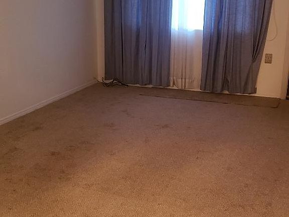 5th image of 7523 Benson Dr