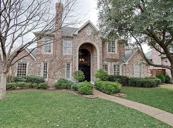 2nd image of 5932 Davenhill Dr