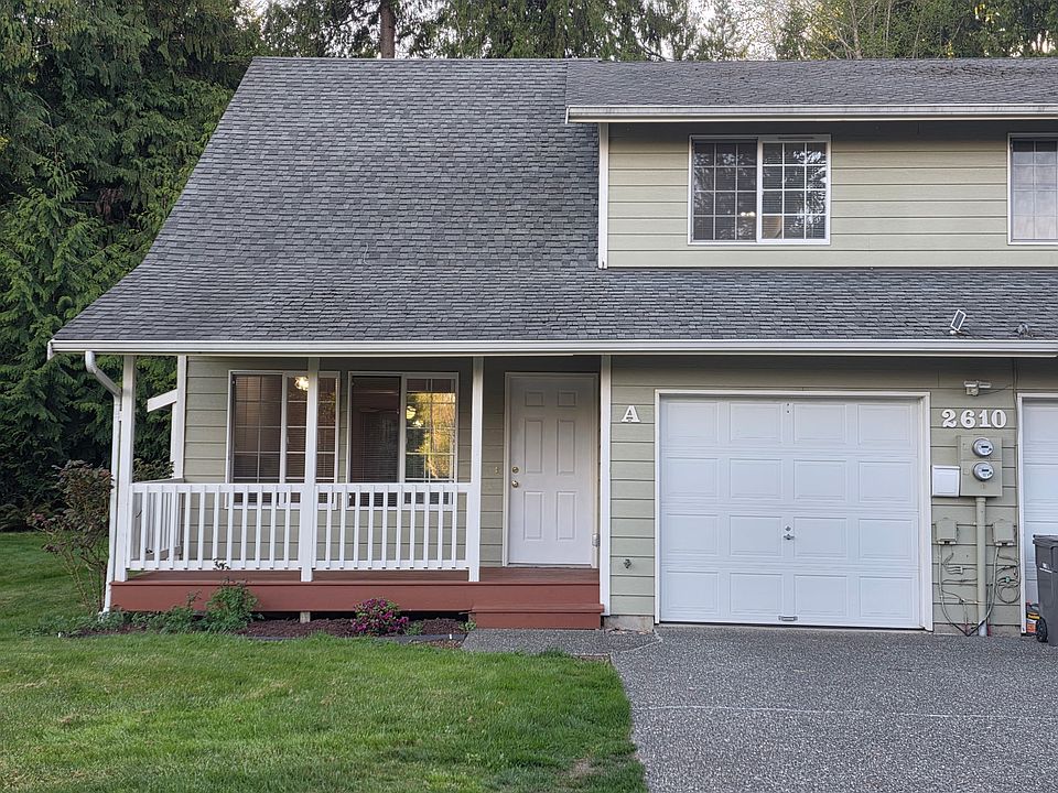 1st image of 2610 Lake Dr #A