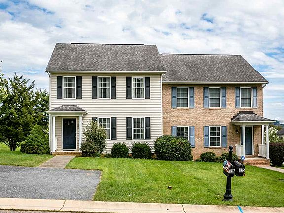 3rd image of 518 Pointe Dr