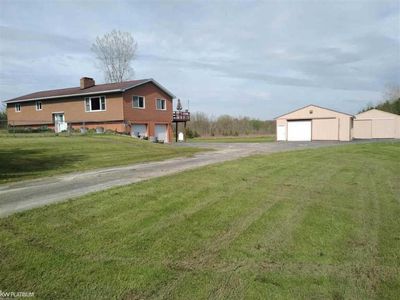 370 Wales Ridge Rd, Goodells, MI, 48027