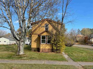 101 3rd St, Proctor, MN 55810
