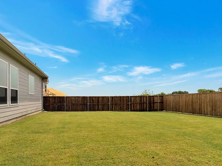 603 Parrino Pkwy — Photo 26