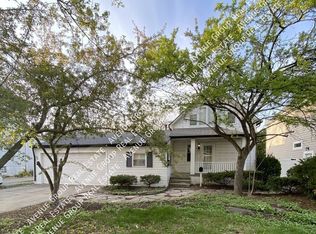 415 Gardenia Ave, Royal Oak, MI 48067