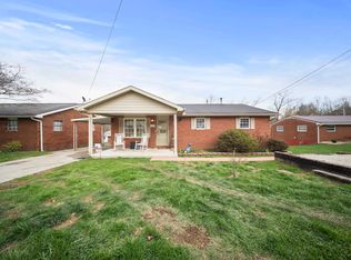 1106 Green Acres Dr, Raceland, KY 41169