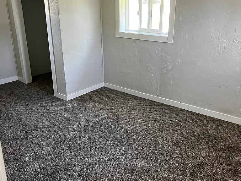 420 N Margaret Ave — Photo 8
