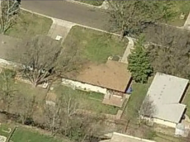 6709 Markwood Dr N — Photo 38