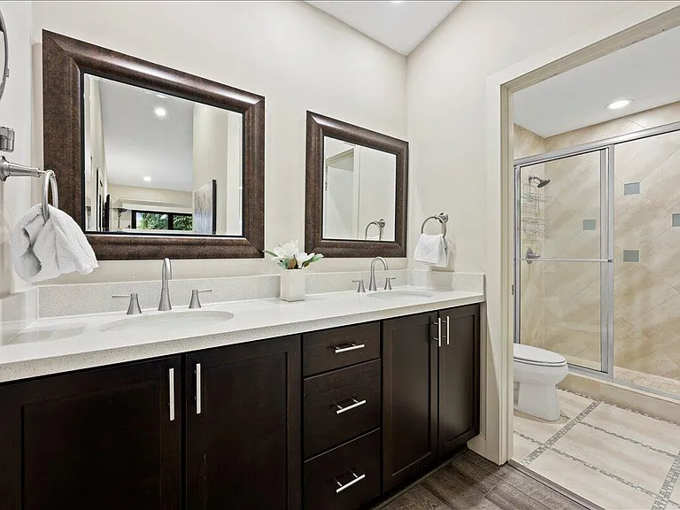 11863 Wimbledon Cir #542 — Photo 15