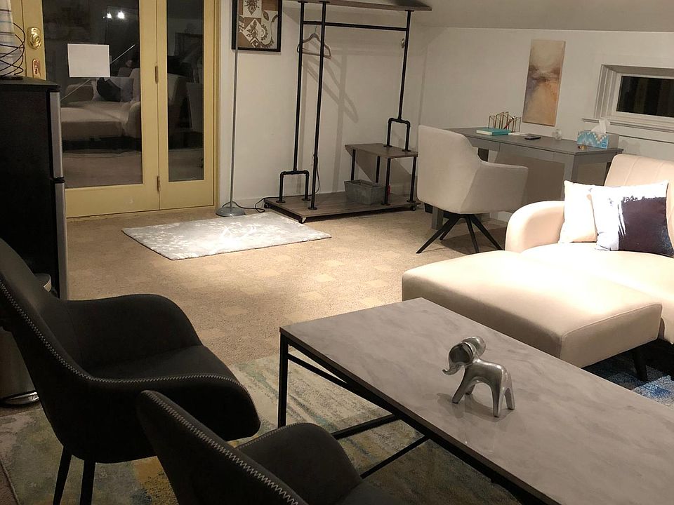 Studio Unit
