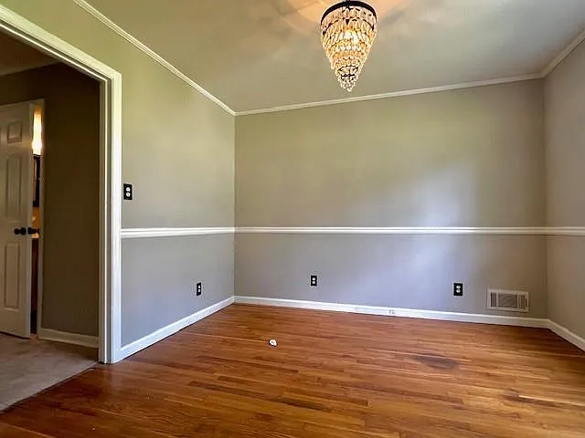 1436 Drayton Woods Dr — Photo 2