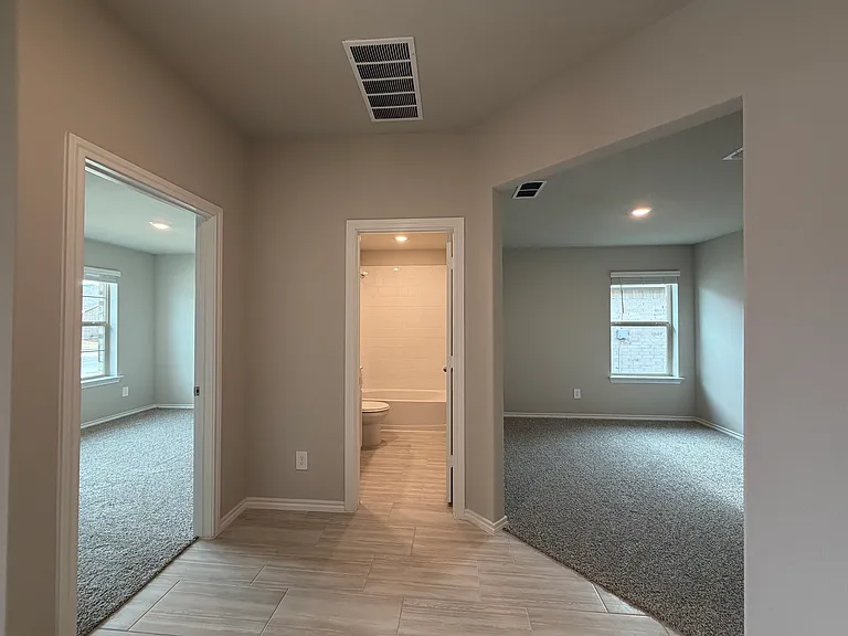 8433 Coffee Springs Dr — Photo 29