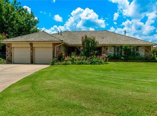 352 Wewoka Dr, Norman, OK 73071