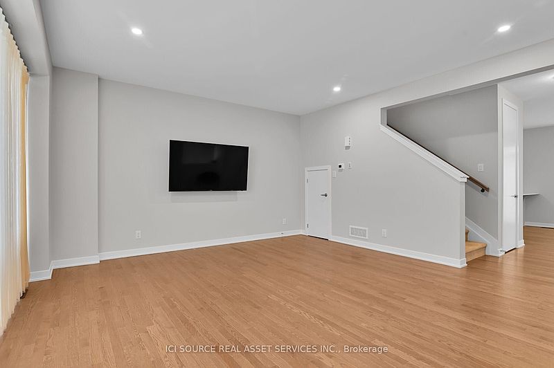 Ottawa House for rent - 3 Bedrooms — photo 14