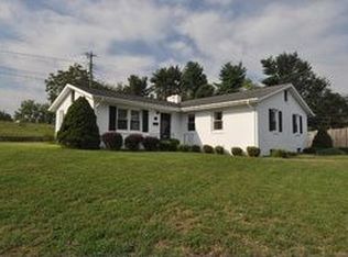 212 Whitefield Ct, Salem, VA 24153