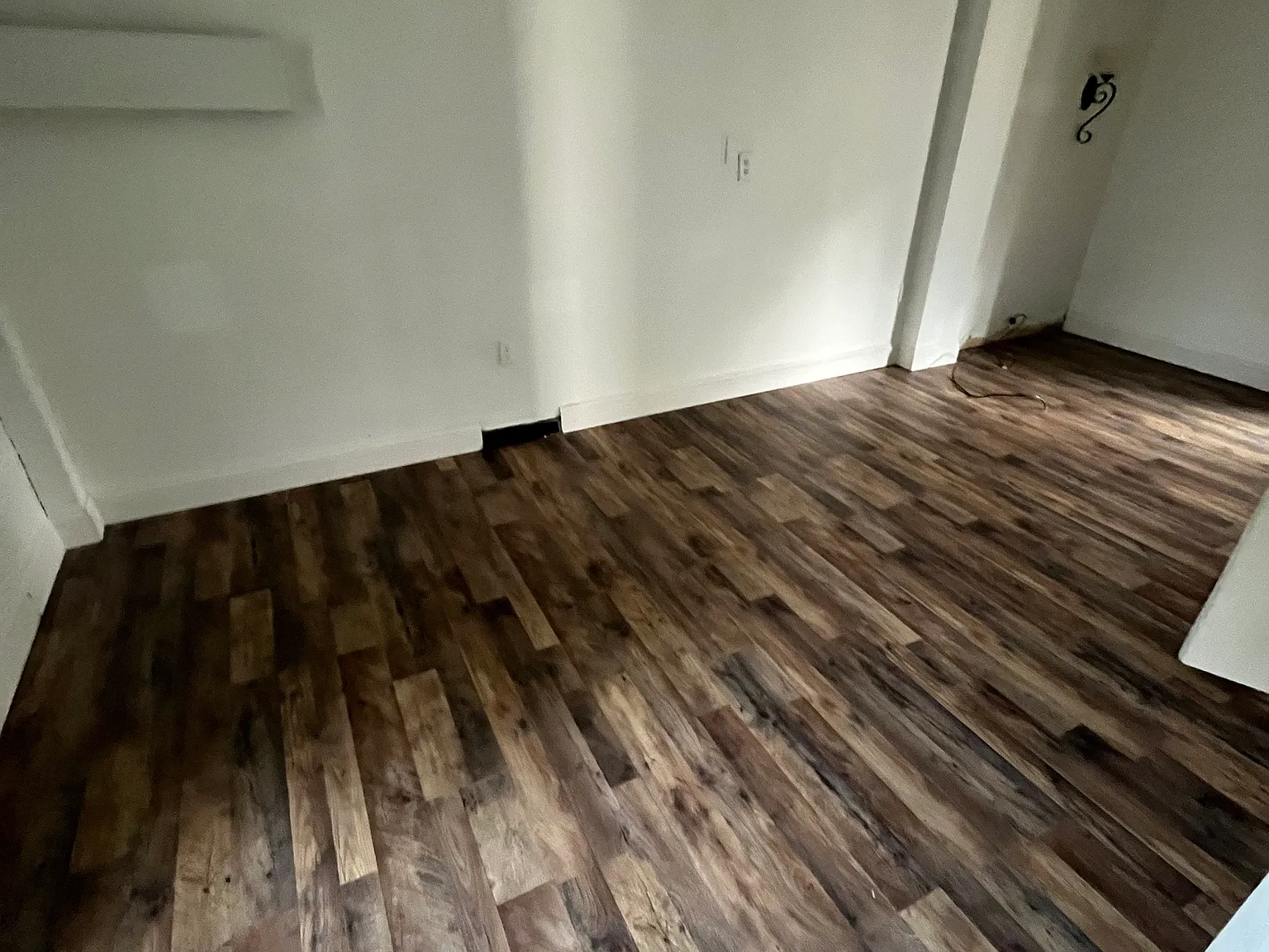 2 bed, 1.5 bath, 900 sqft, $850 — Photo 3