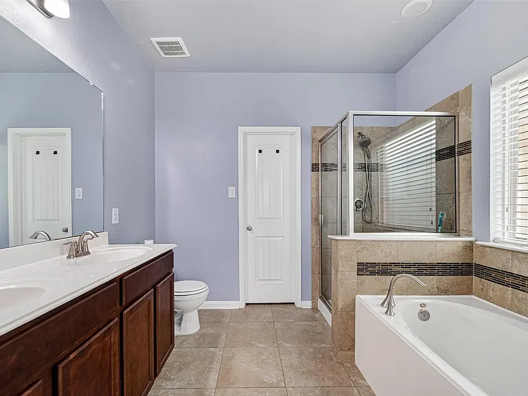 8123 Aleppo Pine Ln — Photo 16
