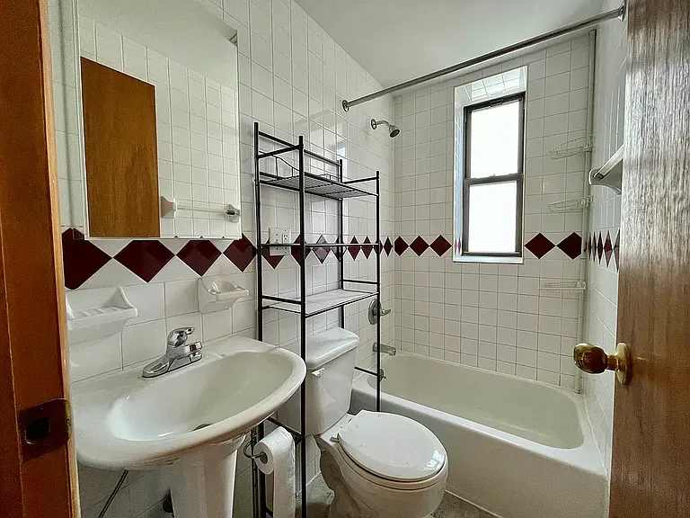 106 Mulberry St #32 — Photo 6